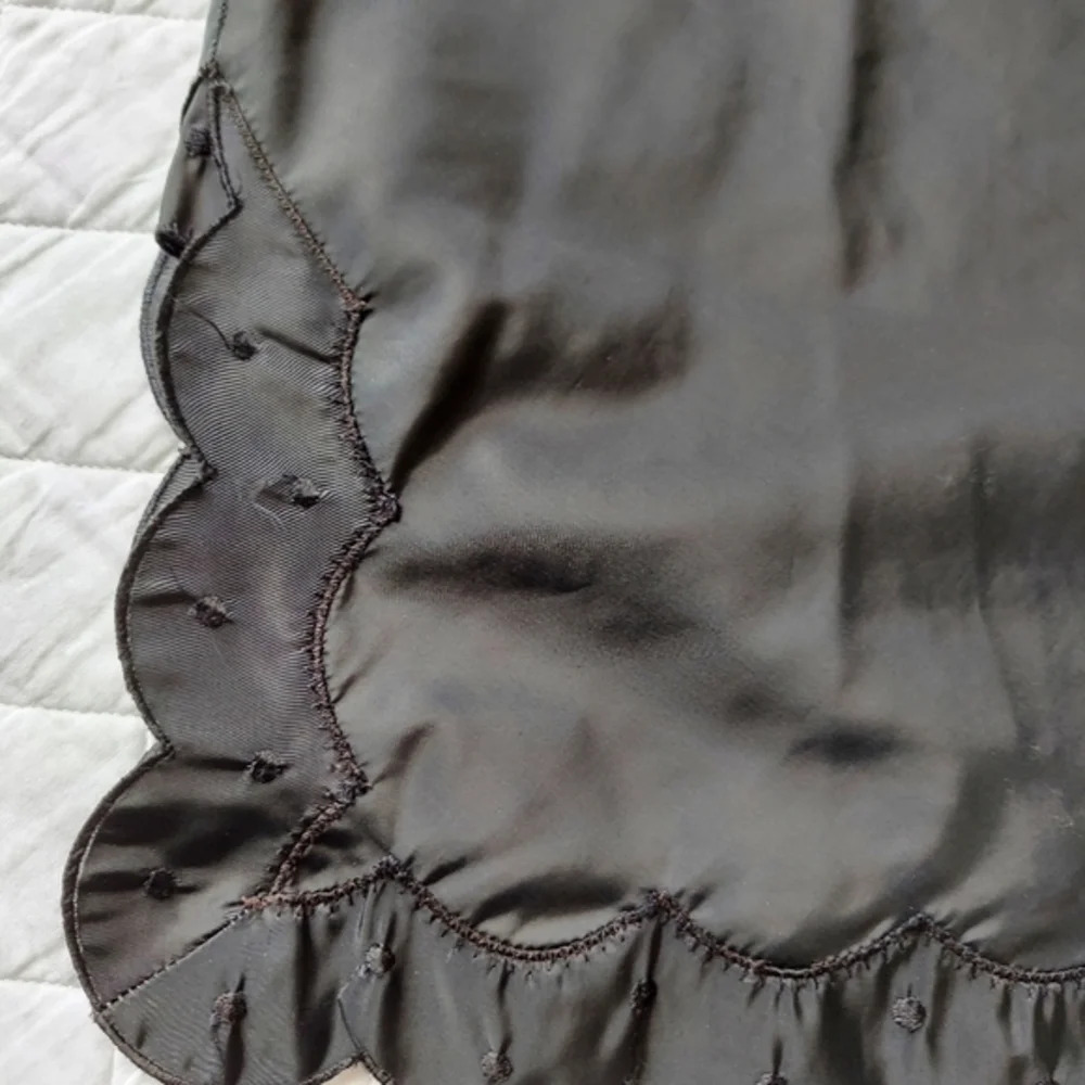 Vintage Black Barbizon Candie Tafredda Scalloped Edges Sexy Unique‎ Slip Dress - Picture 4 of 16